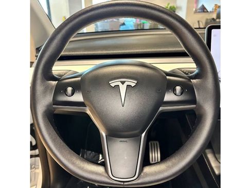 Used 2022 Tesla Model Y Performance image 25