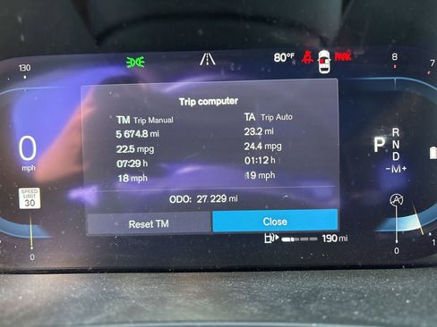 Certified 2023 Volvo XC60 B5 Plus w/ Climate Package image 25