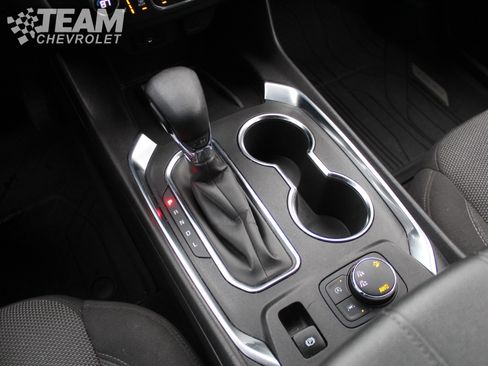 Used 2022 Chevrolet Traverse LT w/ LPO, Floor Liner Package image 18