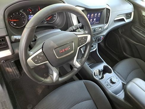 Used 2023 GMC Terrain SLE w/ Driver Convenience Package FWD image 9