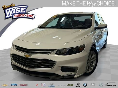 Used 2018 Chevrolet Malibu LT w/ Leather Package FWD image 1