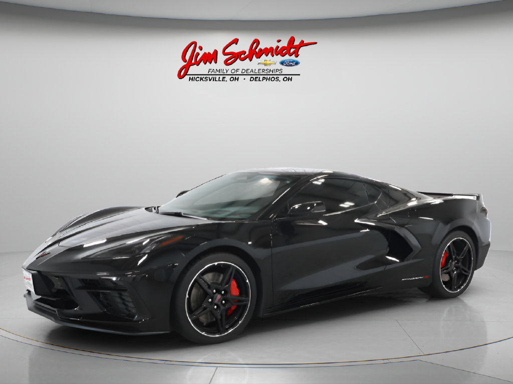 Used 2024 Chevrolet Corvette Stingray Premium Cpe w/ Z51 Performance Package RWD image 2
