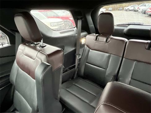 Used 2021 Ford Explorer Platinum w/ Equipment Group 601A image 23
