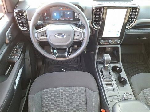 Used 2025 Ford Ranger XLT w/ Advanced Towing Package image 11