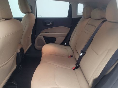 Used 2018 Jeep Compass Sport w/ Tech Group FWD image 18