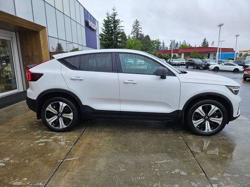 Certified 2023 Volvo C40 P8 Recharge Plus w/ Protection Package Premier AWD/4WD image 4