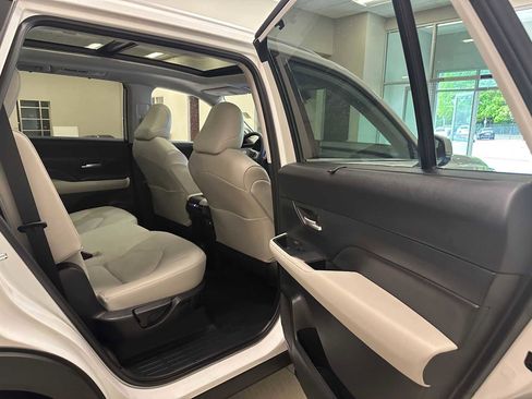 Certified 2026 Toyota Grand Highlander AWD image 27