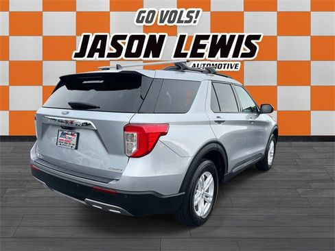 Used 2023 Ford Explorer XLT w/ Equipment Group 202A image 4