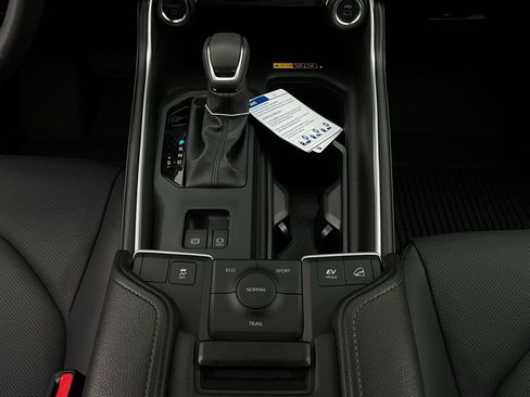 New 2026 Toyota Grand Highlander Limited image 16