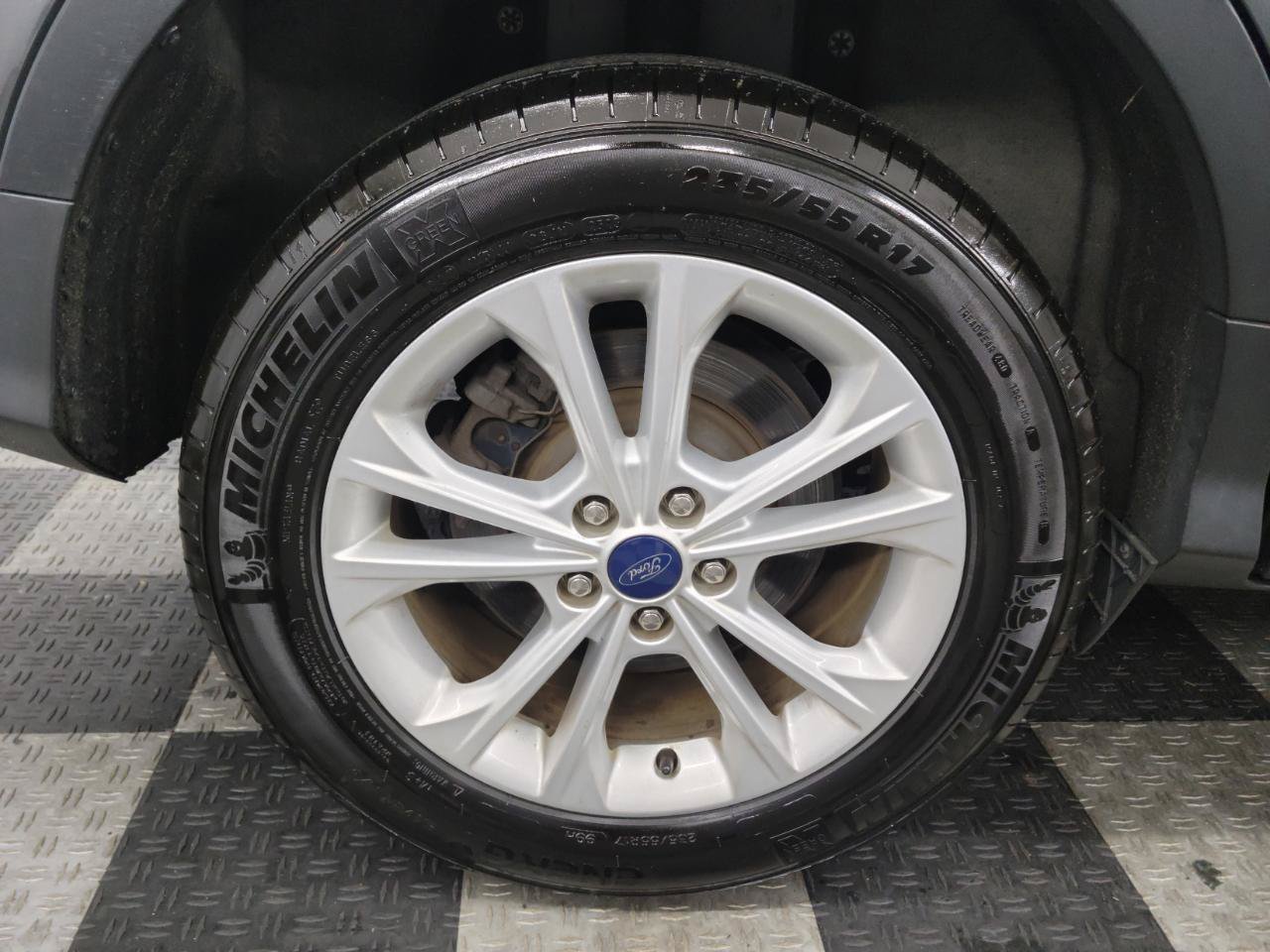 Used 2019 Ford Escape SE AWD/4WD image 28