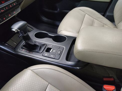 Used 2019 Kia Sorento EX w/ EX Touring Package image 26