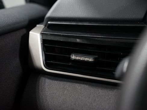 Used 2025 Toyota Camry LE image 25