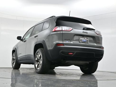 Used 2019 Jeep Cherokee Trailhawk w/ Cold Weather Group AWD/4WD image 48