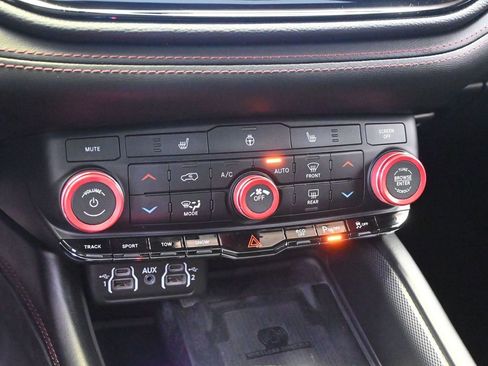 Used 2021 Dodge Durango R/T w/ Tow 'N Go Package image 19