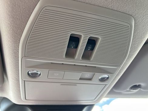 New 2026 Nissan Kicks SV w/ SV Premium Package image 38