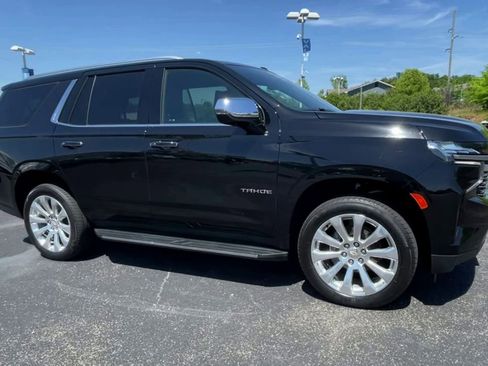 Used 2024 Chevrolet Tahoe Premier AWD/4WD image 2