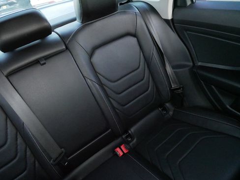 Used 2019 Volkswagen Jetta SEL Premium image 14