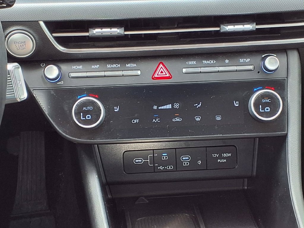 Used 2025 Hyundai Sonata SEL FWD image 15