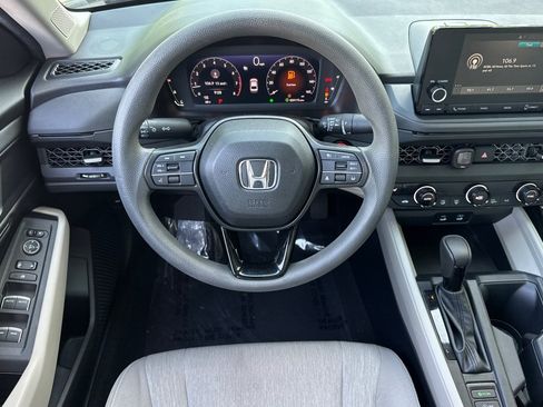 Used 2023 Honda Accord EX image 27