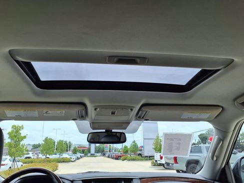 Used 2019 INFINITI QX80 Luxe RWD image 30