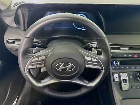 Used 2023 Hyundai Palisade Limited AWD/4WD image 13