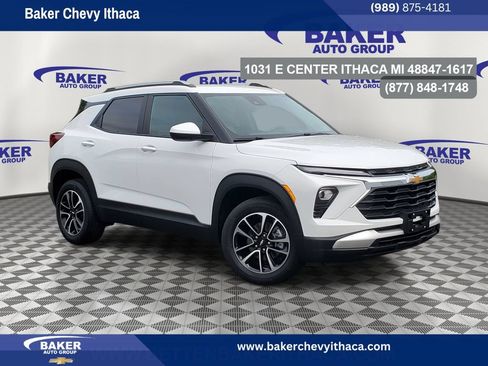 Certified 2024 Chevrolet TrailBlazer LT w/ LT Cold Weather Package AWD/4WD image 1