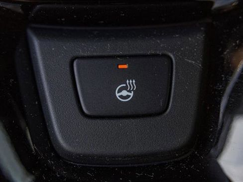 Used 2025 Honda Pilot Black Edition image 17