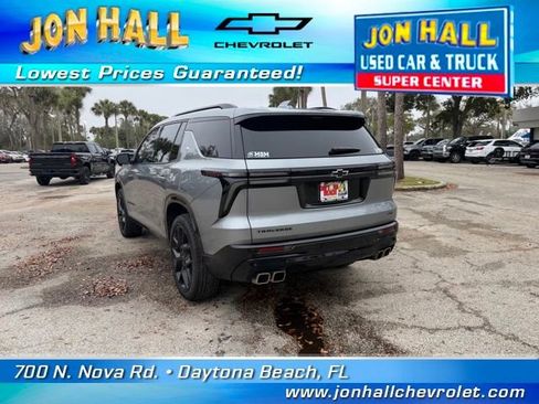 Used 2025 Chevrolet Traverse RS w/ LPO, Floor Liner Package image 8