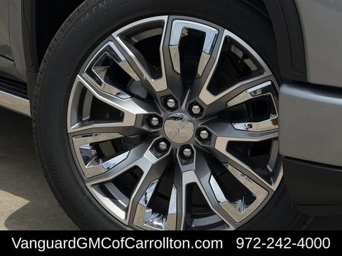 New 2026 GMC Sierra 1500 Denali w/ Denali Reserve Package AWD/4WD image 9