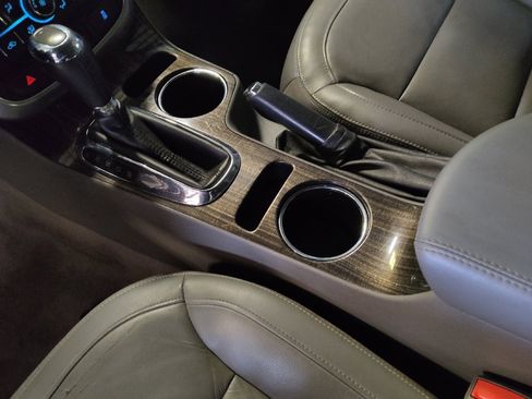 Used 2015 Chevrolet Malibu LT w/ Leather Package image 26