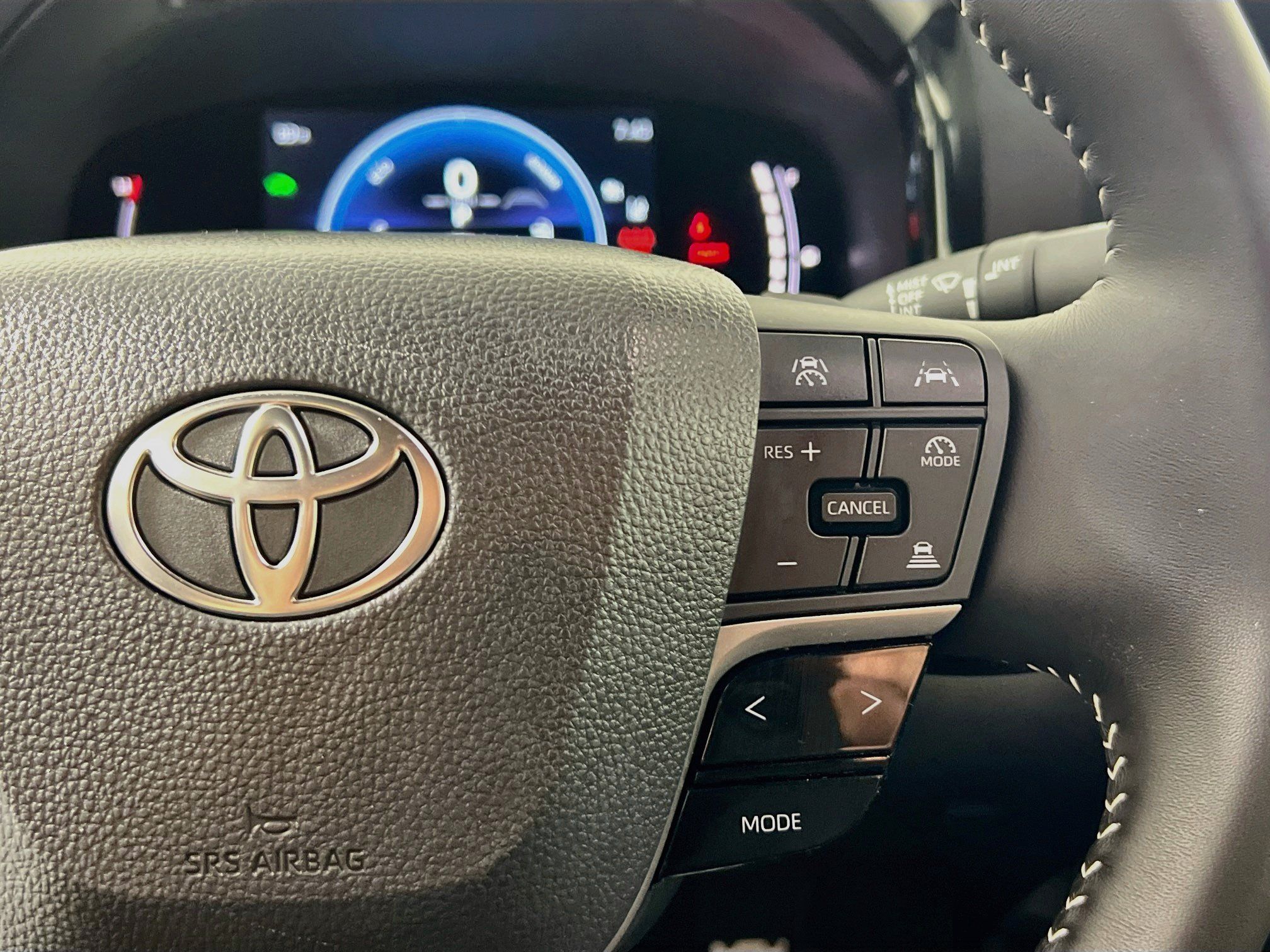 Used 2026 Toyota Camry SE FWD image 19