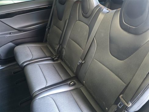 Used 2018 Tesla Model X 75D image 16