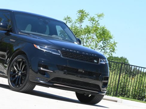 Used 2025 Land Rover Range Rover Sport Dynamic SE AWD/4WD image 35