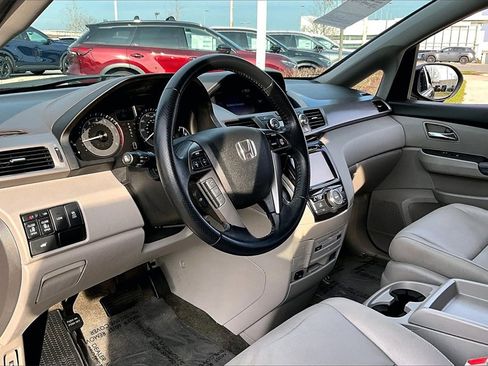 Used 2016 Honda Odyssey EX-L image 18