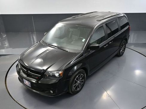 Used 2018 Dodge Grand Caravan GT image 52