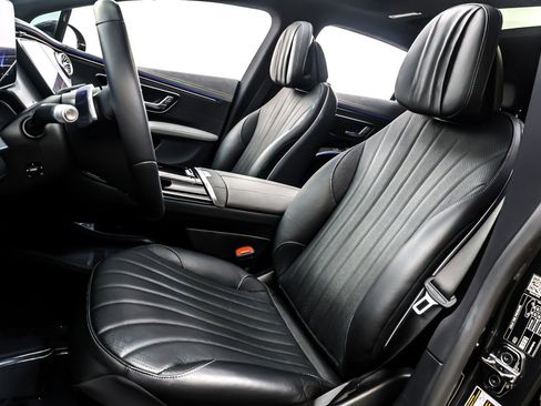 Used 2022 Mercedes-Benz EQS 450+ Sedan image 16