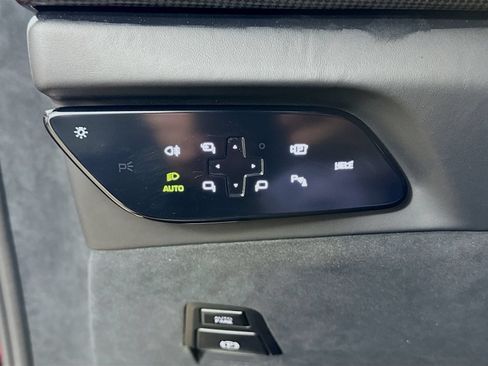 Used 2023 Ferrari Purosangue AWD/4WD image 56