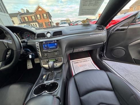 Used 2014 Maserati GranTurismo Sport image 20