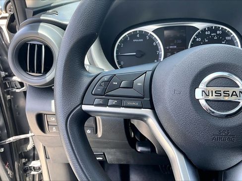 Used 2021 Nissan Kicks S FWD image 23