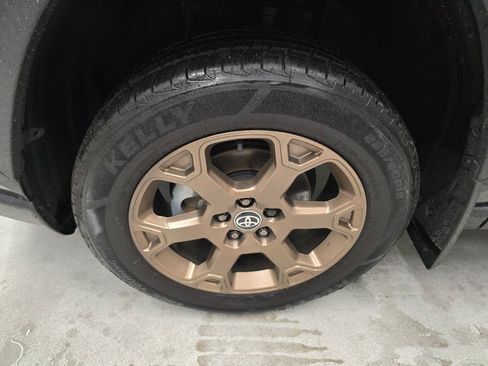 Used 2024 Toyota RAV4 AWD Hybrid image 9