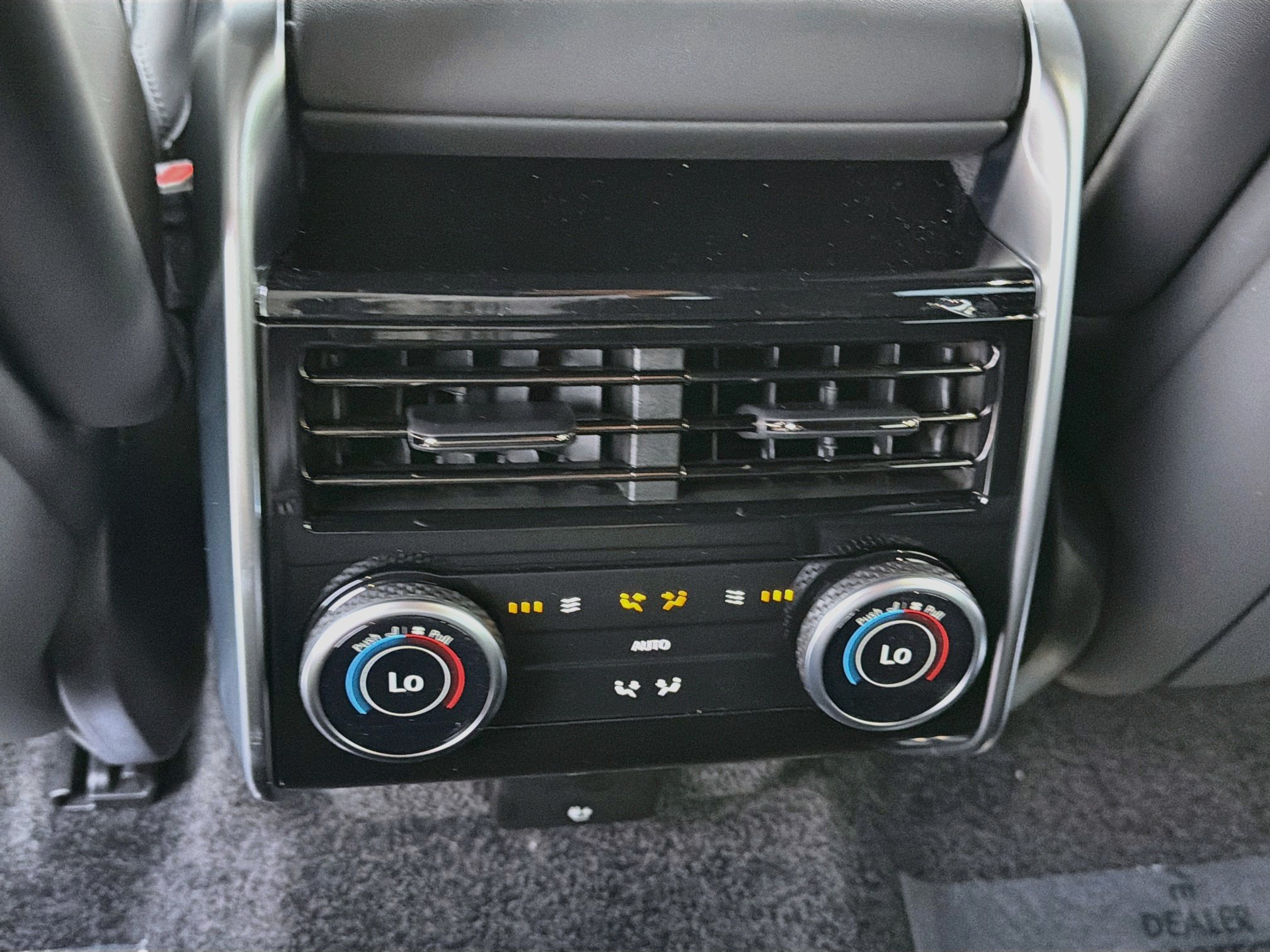 New 2027 Land Rover Range Rover SE AWD/4WD image 21