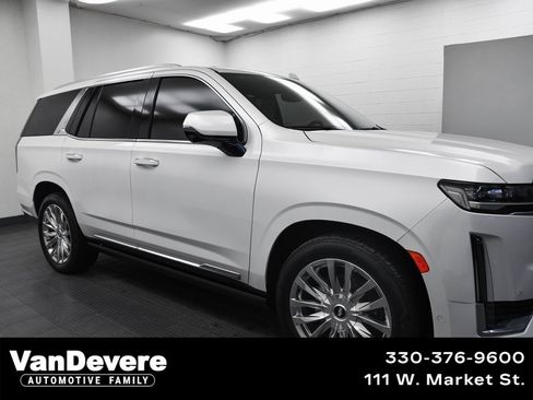 Used 2023 Cadillac Escalade Premium Luxury w/ Performance Package image 1