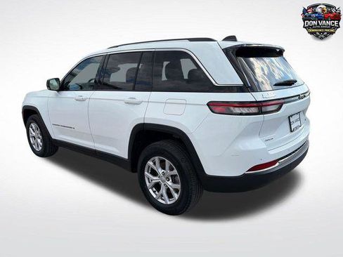 Certified 2022 Jeep Grand Cherokee Limited AWD/4WD image 3