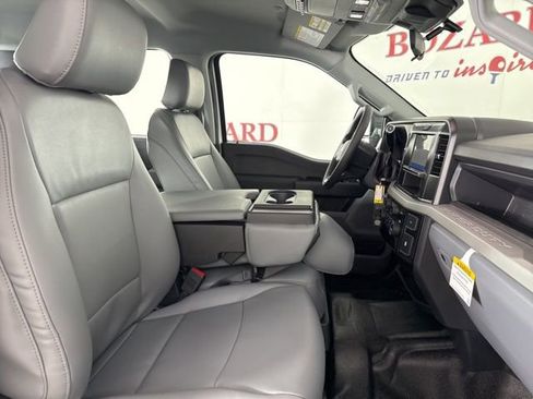 New 2026 Ford F250 XL w/ XL Chrome Package image 20