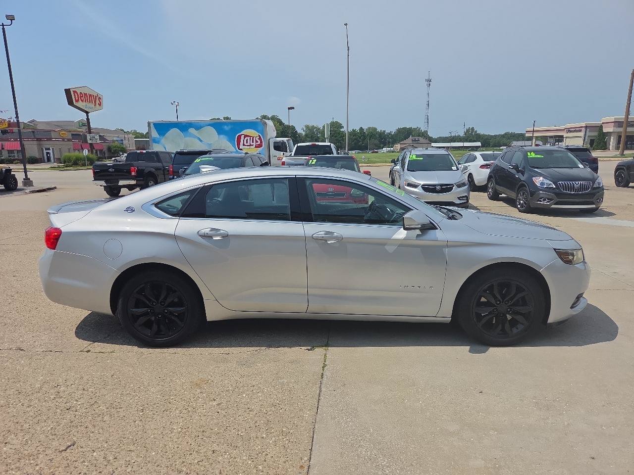 Used 2019 Chevrolet Impala LT w/ Sunroof and Spoiler Package FWD image 5