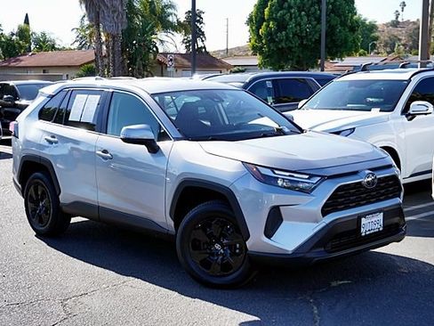 Used 2025 Toyota RAV4 LE FWD image 3