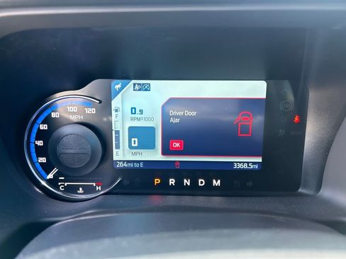 Used 2024 Ford Bronco Badlands image 16