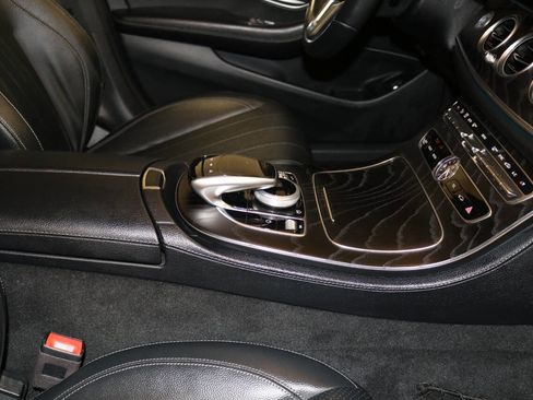 Used 2020 Mercedes-Benz E 350 Sedan image 24