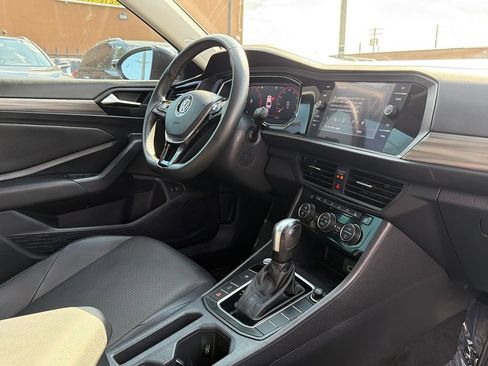 Used 2020 Volkswagen Jetta SEL FWD image 28