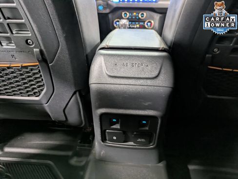 Used 2024 Ford Bronco Badlands AWD/4WD image 28